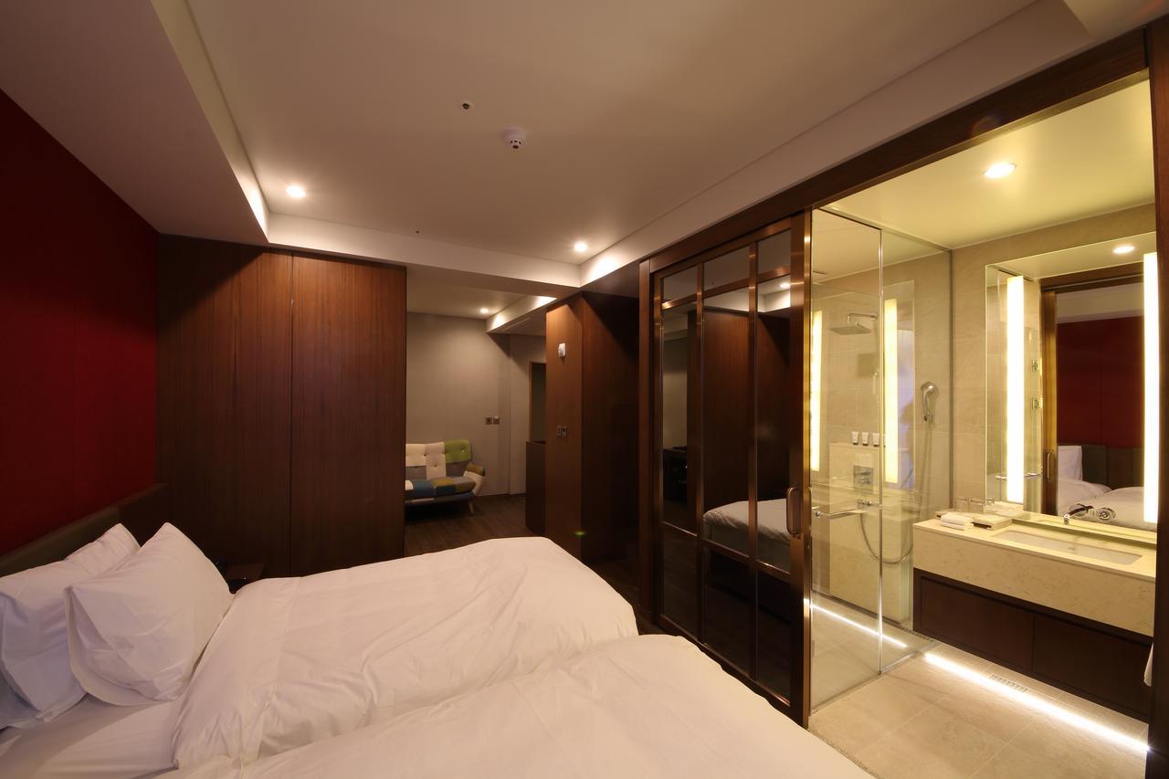 Benikea The H Hotel Hwaseong Quarto foto